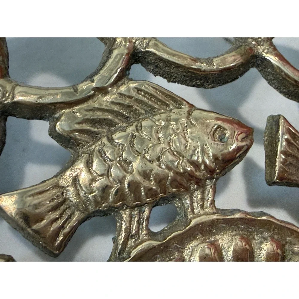 Vintage Brass Trivet Round Fish Design Hot Pot Holder Kitchen Decor Stamped